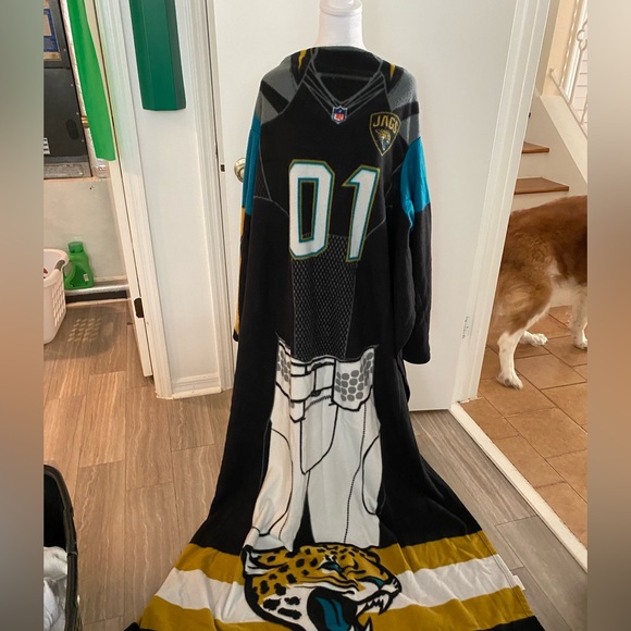 NFL Team Blanket with Black and Gold Accents - Picture 1 of 3